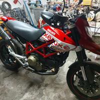 ducati Hypermotard 1100