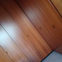 Cabina armadio in noce della Monteni