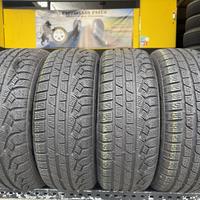 4 Gomme 205/50R17 Pirelli RFT Invernali 95%residui