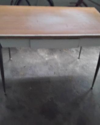 tavolino in formica 110 x 70