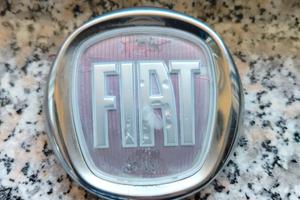Logo posteriore fiat panda 2° serie originale 