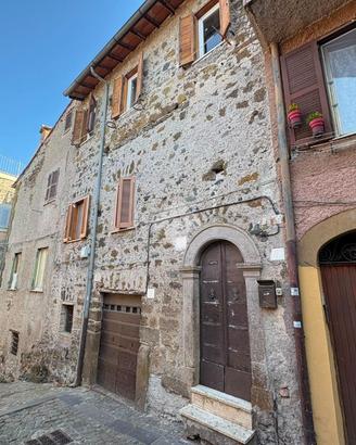 PALAZZINA A MONTE COMPATRI