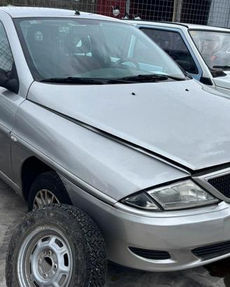 LANCIA YPSILON per ricambi usati