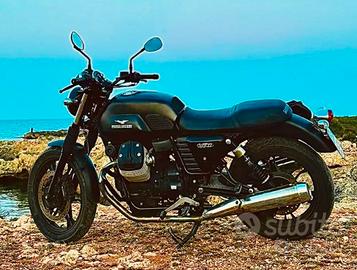 MOTO GUZZI V7 stone II ABS