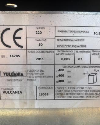 Stufa a pellet Vulcania 10,5 kW – Made in Italy