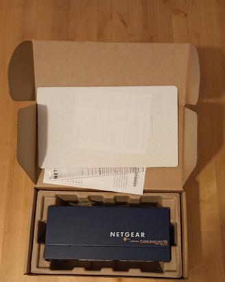 Router Netgear ProSAFE switch with POE FS108P