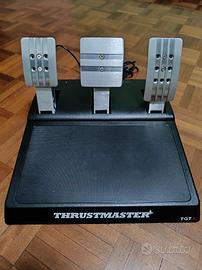 pedaliera Thrustmaster  nuova