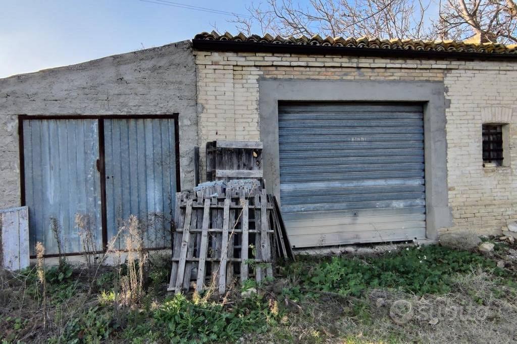 Terreno di 13800 m² a Monteodorisio - Vista 2