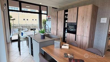 Cucina Moderna LUBE Modello "OLTRE" con Isola