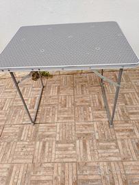 tavolino da campeggio 