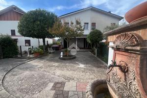 PORZIONE DI BIFAMILIARE A SUBIACO