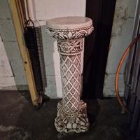 Colonna portavaso antica