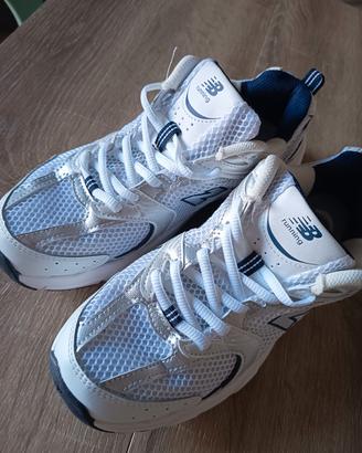 Sneakers NEW BALANCE 530