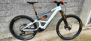 Ebike Orbea Rise M10 2025 con maggiorazioni