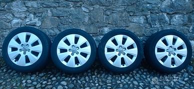 Cerchi in lega Audi A4 gommati