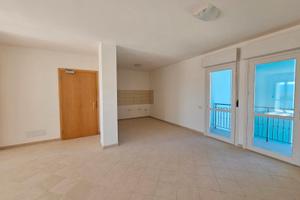 Nuovo appartamento con tre camere da letto