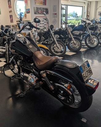Harley-Davidson Dyna Super Glide Custom