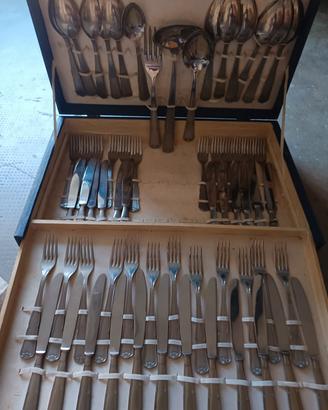 Servizio di posate in acciaio inox 