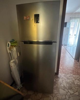 Frigorifero + freezer praticamente nuovo