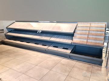 arredamento completo ortofrutta usato