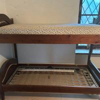 2 letti a castello in legno