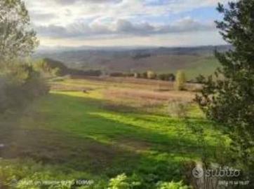 Immobile in asta di 800 m² a Castiglione del Lago