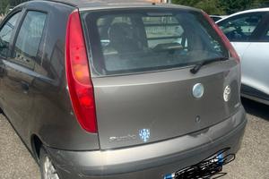 FIAT Punto 2ª serie - 2005