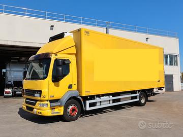 DAF LF 55.280 16t - FRIGORIFERO CON SPONDA