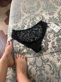 Slip donna in pizzo nero – Nuovo con cartellino