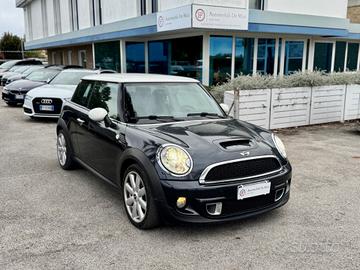 Mini 1.6 16V Cooper D Chili NEOPATENTATI