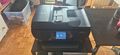 
🖨️ Stampante HP ENVY 7640 – Affidabile e pronta 