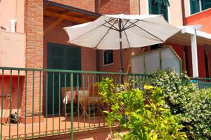 Monolocale con terrazza e giardino