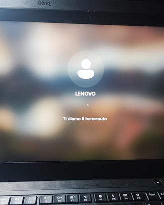 Lenovo Thinkpad T490 14" Notebook I5-8365u 8gb Ram