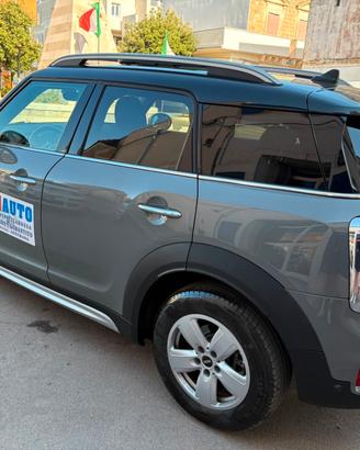 MINI COUNTRYMAN COOPER D APRILE 2017 DOPPIO TETTO 