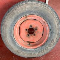 Gomme rimorchio agricolo