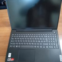 Portatile Lenovo usato pochissimo. Acquistato sett