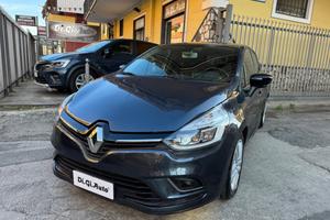Renault Clio TCe 12V90 CV 5 porte Moschino