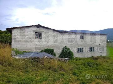 Capannone Industriale Montenero Val Cocchiara