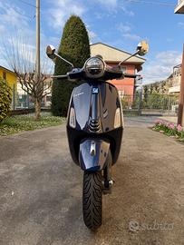 Vespa Primavera 150