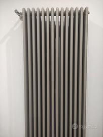 Termosifone in acciaio tubolare