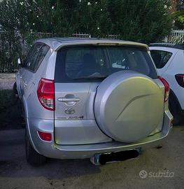 Toyota RAV4 2.2 D-CAT 177 CV (2008) - 205.200 km