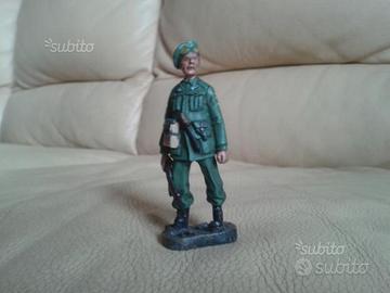 Soldatino in piombo ardito 10 rgt sicilia 1943