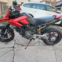 Ducati hypermotard 1100 
