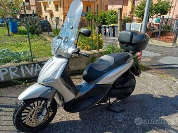 Beverly 300 IE ABS ASR