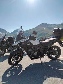  moto Suzuki vstrom 650