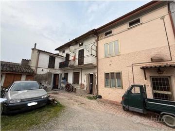Immobile in asta di 221 m² con 4 locali a San Giov