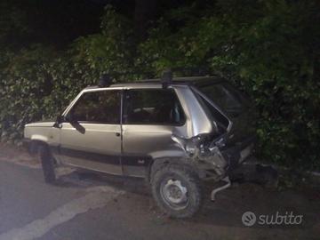 Fiat panda 4x4 1.1 incidentata 
