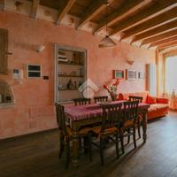 2 LOCALI A TOSCOLANO-MADERNO