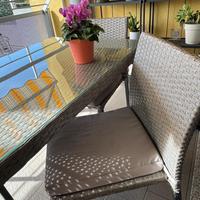 Tavolo da esterno con 4 sedie