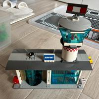 LEGO City 60104 Airport Passenger Terminal